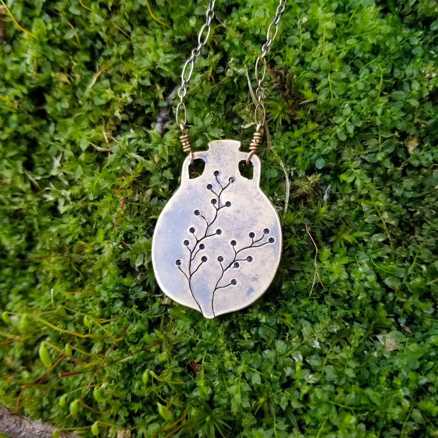 Amphora Necklace N°1 | Mother of Pearl